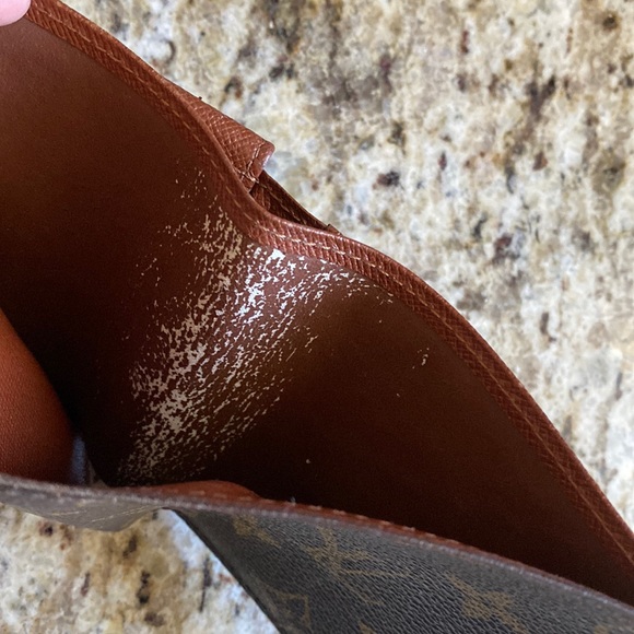 authentic louis vuitton wallet - Picture 4 of 8